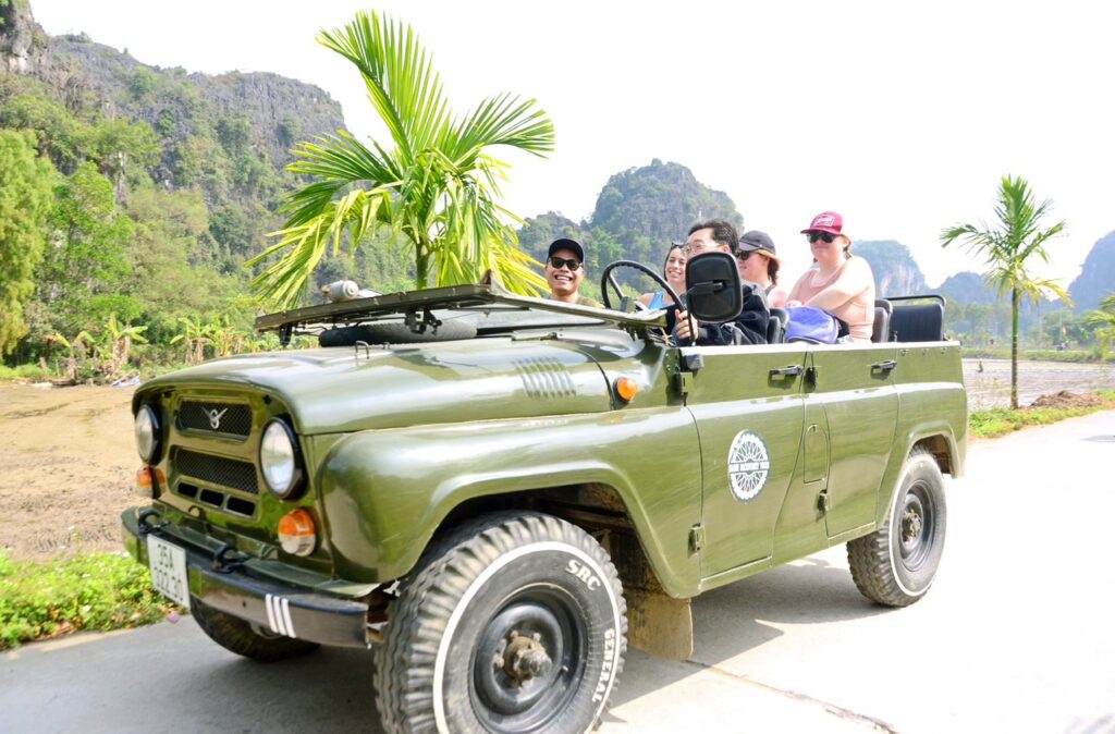 Ninh binh jeep